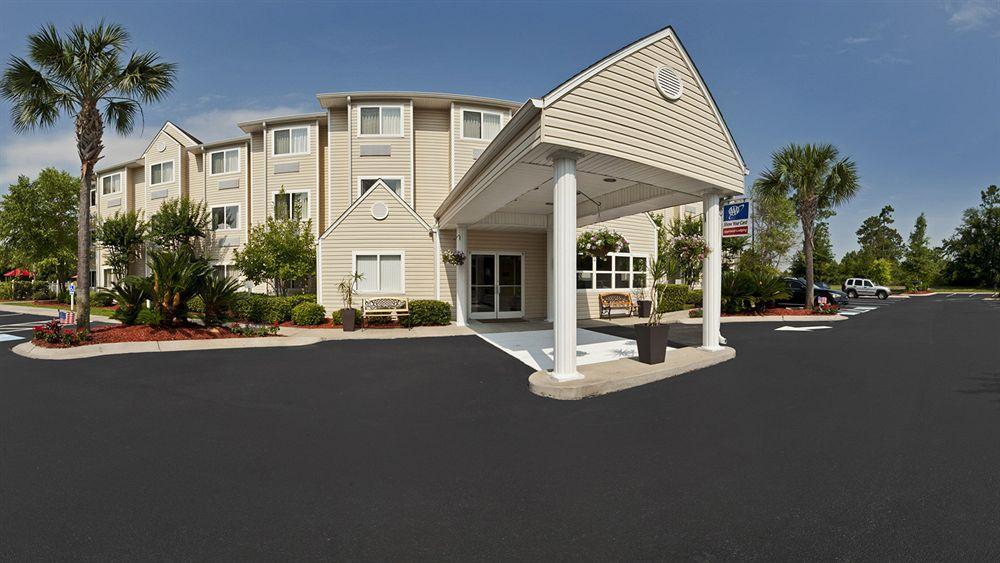 Microtel Inn & Suites By Wyndham Брансуик Экстерьер фото
